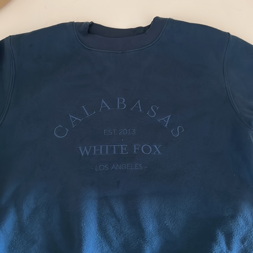 White fox sweatshirt